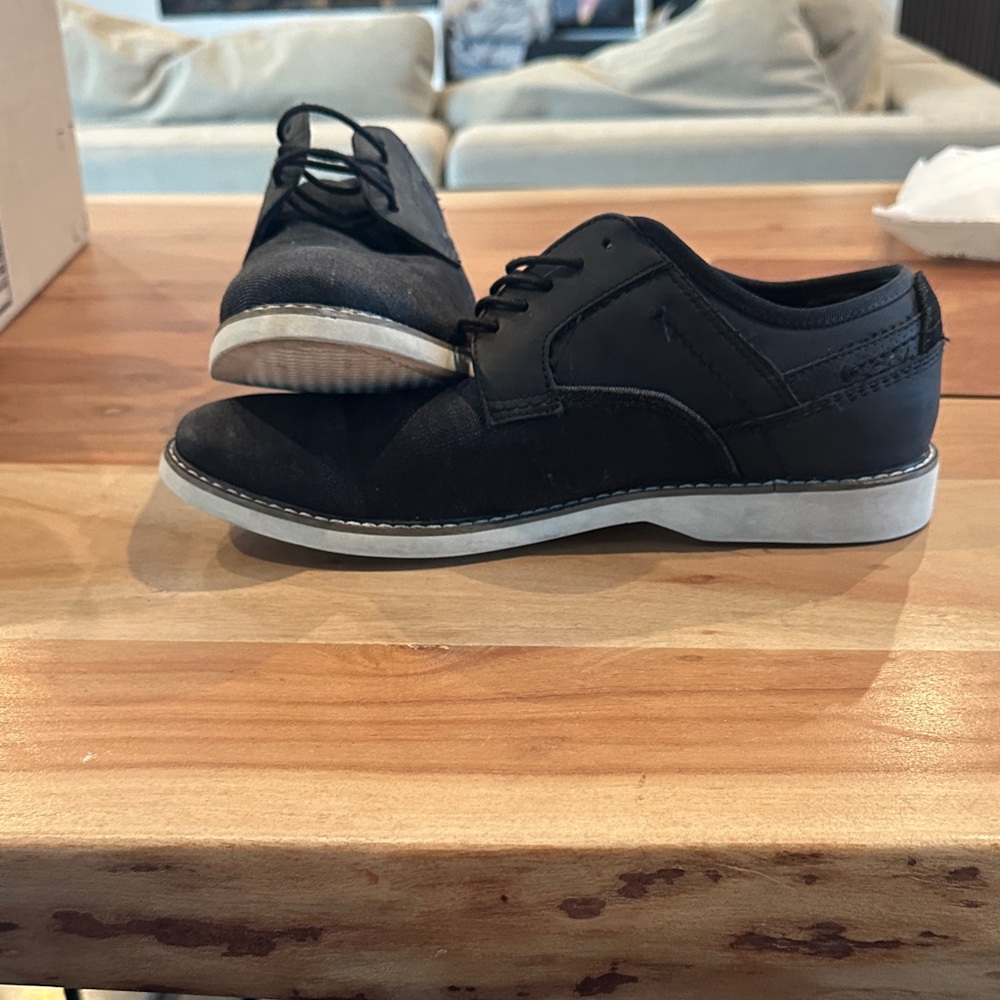 Classic Black Men's Oxfords